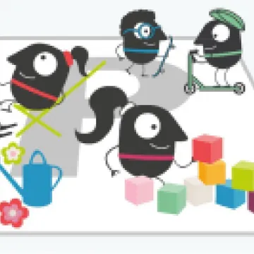 Figuren spielen auf einem Parkplatz